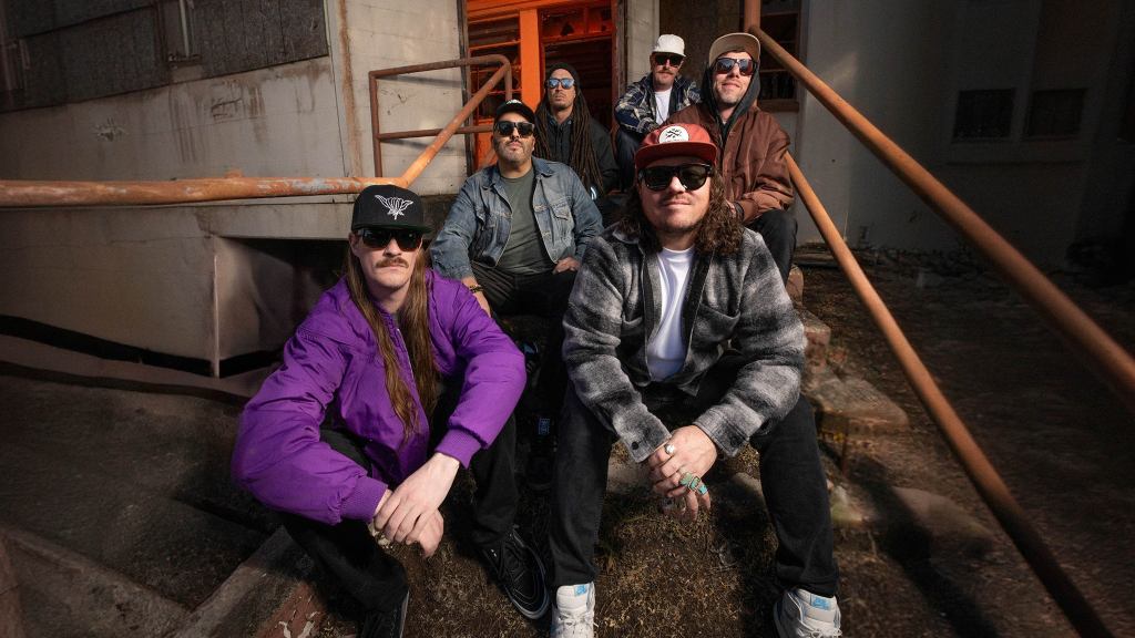 The Elovaters w/ Jarv