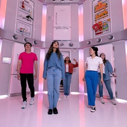 Interactive art wonderland at Meow Wolf Grapevine! thumbnail