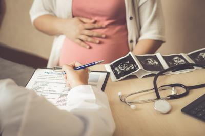 Paxton sues to keep unborn baby in Dallas 