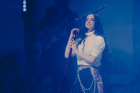 Poppy's Last North American Show Brought Together Metalheads Everywhere 