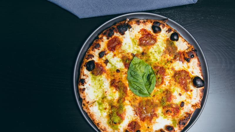 Neo Margherita Pizza at Pizzana