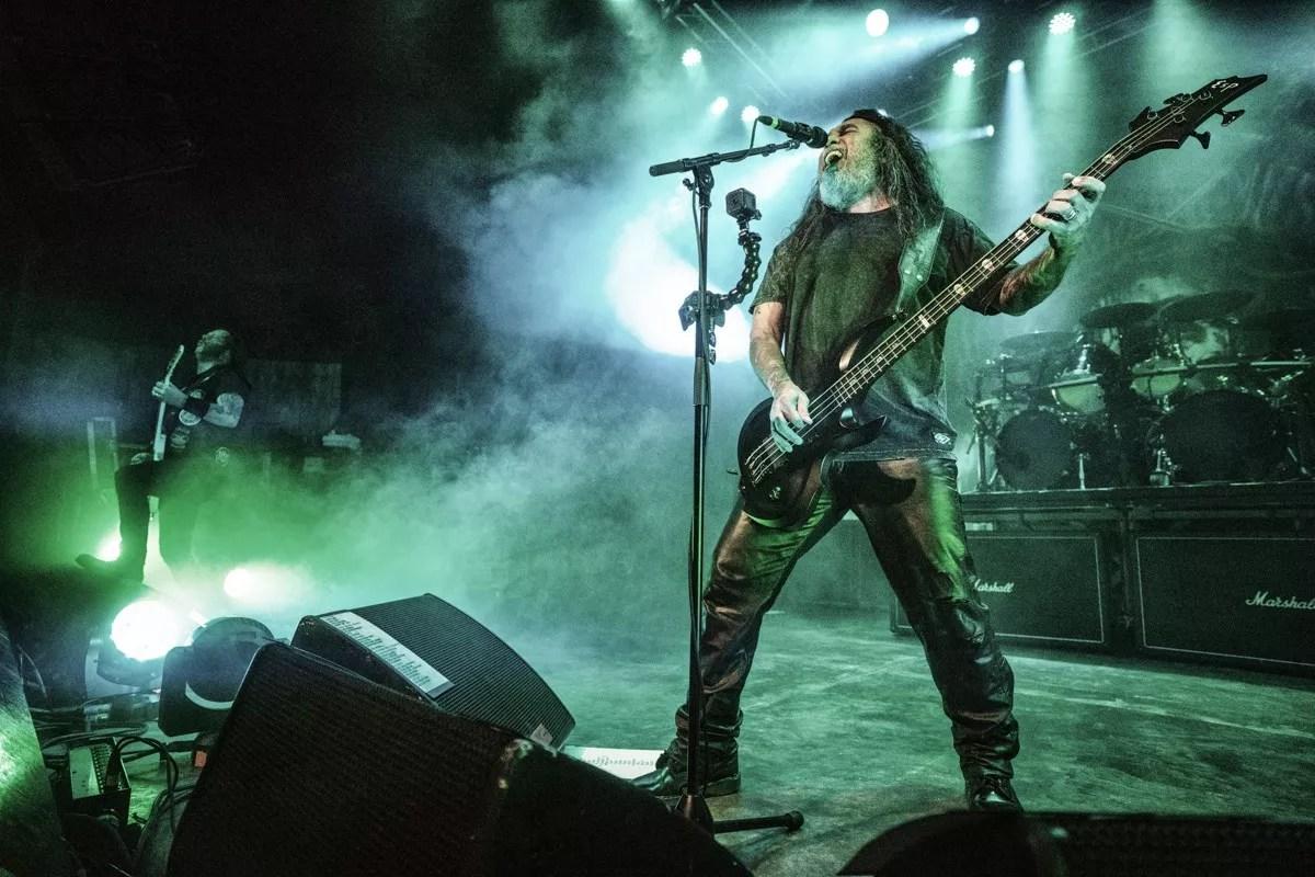 Slayer performing