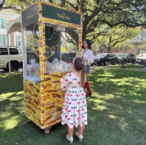 Tailgaters at SMU Homecoming Can Claw for Some Cajun Food