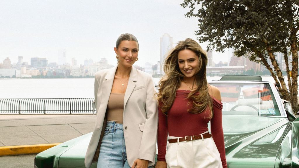 Chicks in the Office – Best Show On Earth