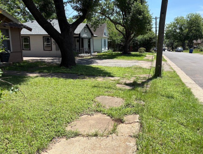 When Will Tenth Street Get the Sidewalks It Was Promised in 2017?
