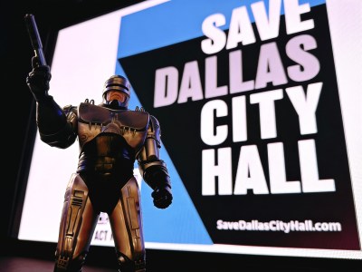 'RoboCop' screening reminds Dallas of City Hall importance