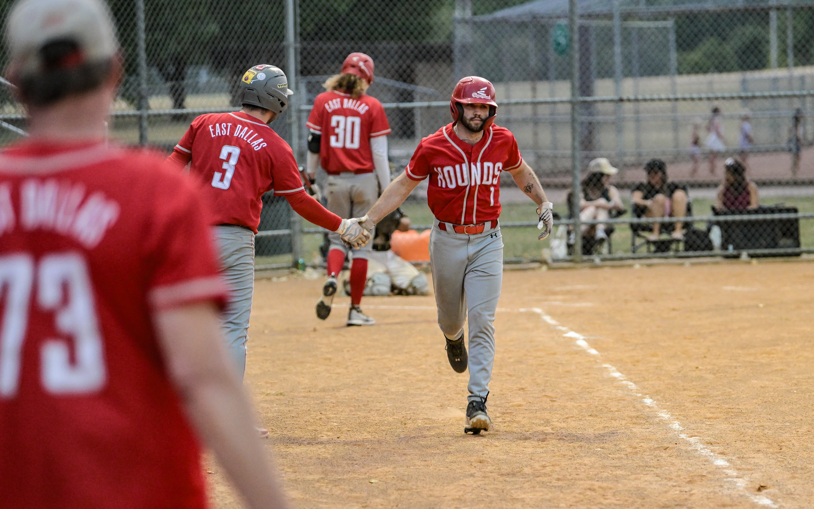 ‘Winning and losing doesn’t matter’ in Dallas’ adult recreational sports leagues — Dallas Observer