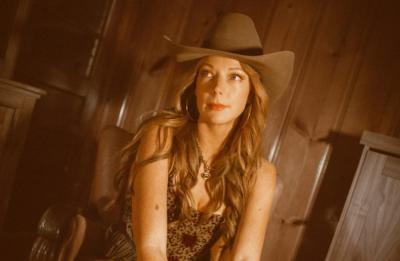 Kaitlin Butts is choosin' Texas with Ella Langley