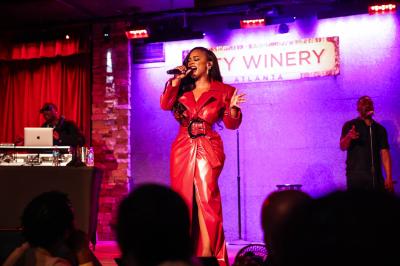 Kandi Burruss brings her one woman show to Dallas