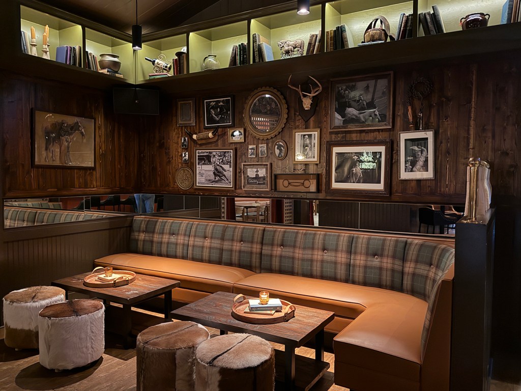 the interior of Stay Darlin'