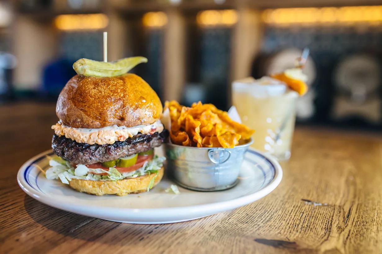 Things to Do: Springtime Thursday Night Food and Fun