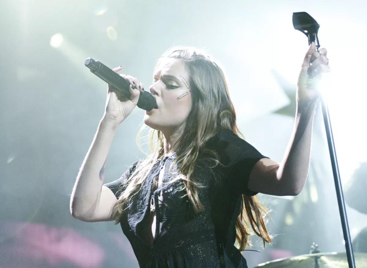 Music News: Tove Lo, Elvis Costello and Brooks & Dunn Headline This Week’s Concert Announcements
