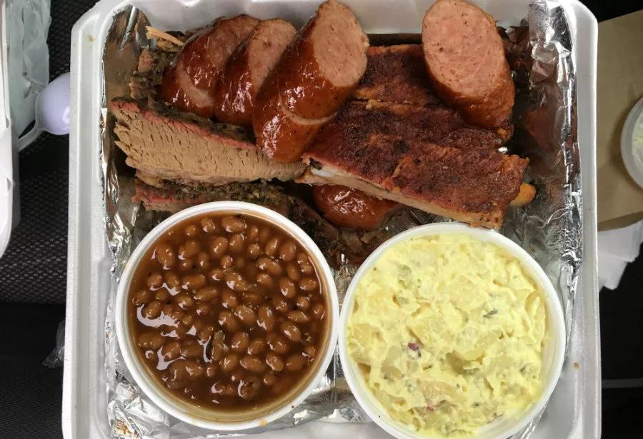 A Tarrant County Constable Hopes This Barbecue Trailer Will Take Him Off the Beat and Into Meat