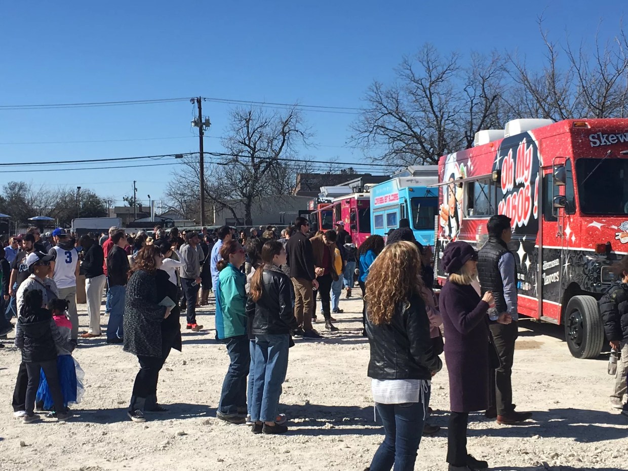Plano’s New Hub Streat Is Part Food Truck Park, Part Arcade, Part Beer Garden