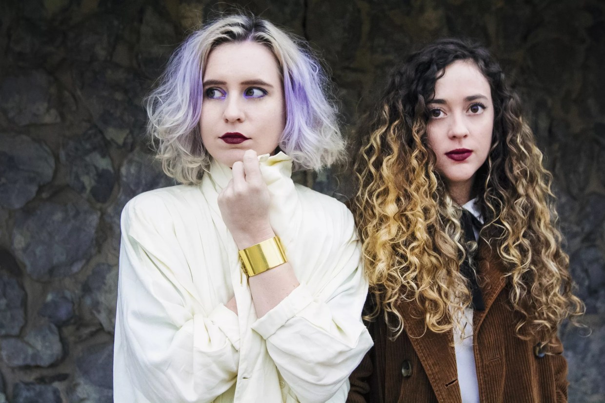 Exclusive: Members of Pearl Earl and Siamese Team Up, Release First Track ‘Time Is a Circle’