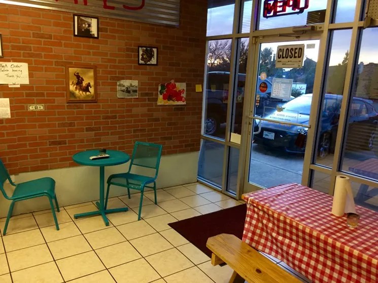 Go Normcore: Five Straightforward, Gimmick-Free DFW Bars and Restaurants