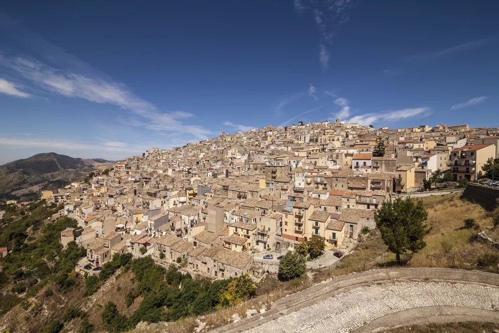 Three Dallas Artists Are Trying to Turn a Struggling Italian Town Into a Mural Destination