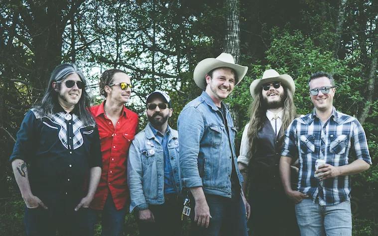 Vandoliers Quickly Ascending With Nashville Manager, a New Album and a Full Tour Schedule