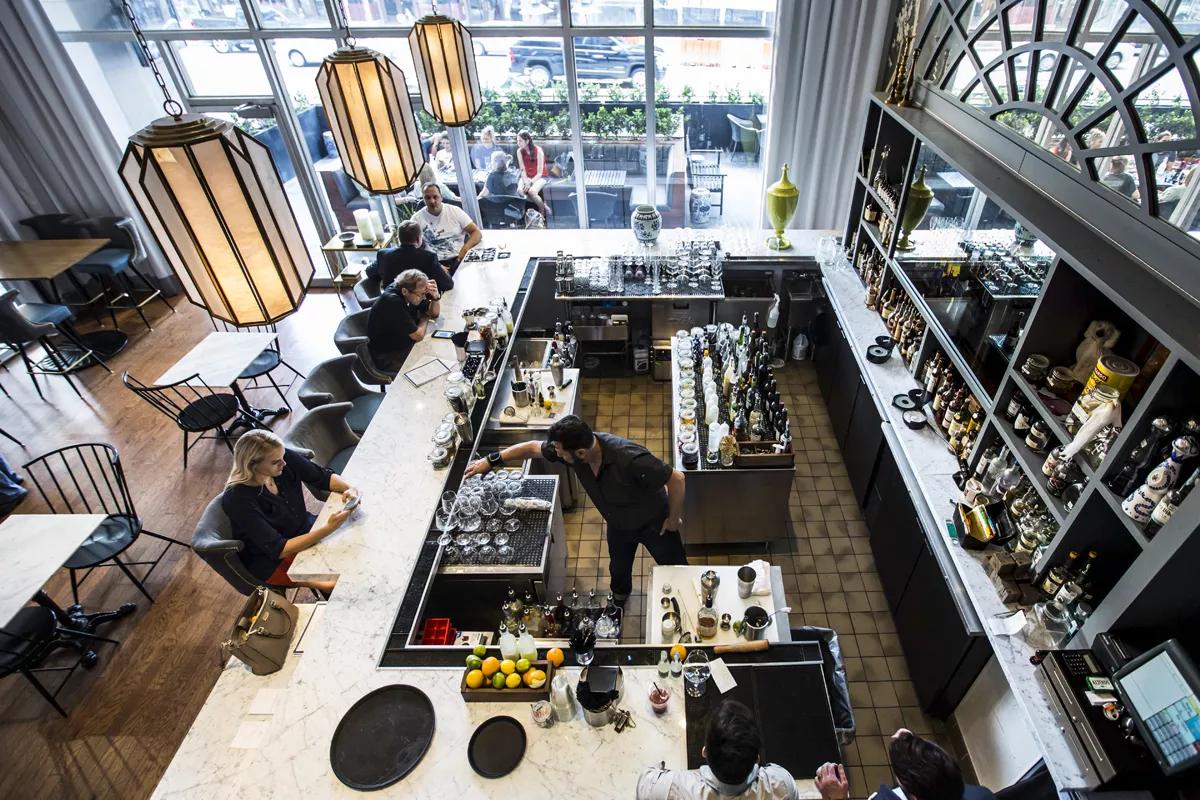 Settle Up: Don’t Let the Name Fool You —&nbsp;Grayson Social Is a Barren Wasteland of Bad Cocktails