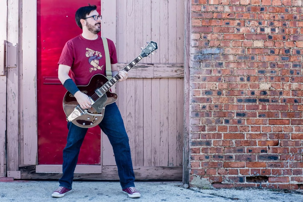 Denton Musician Billy Hensley Promises to Release 52 New Songs Before the Year Ends