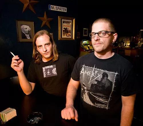 Daron Beck (left), shown here with Pinkish Black bandmate John Teague, died on Thursday.