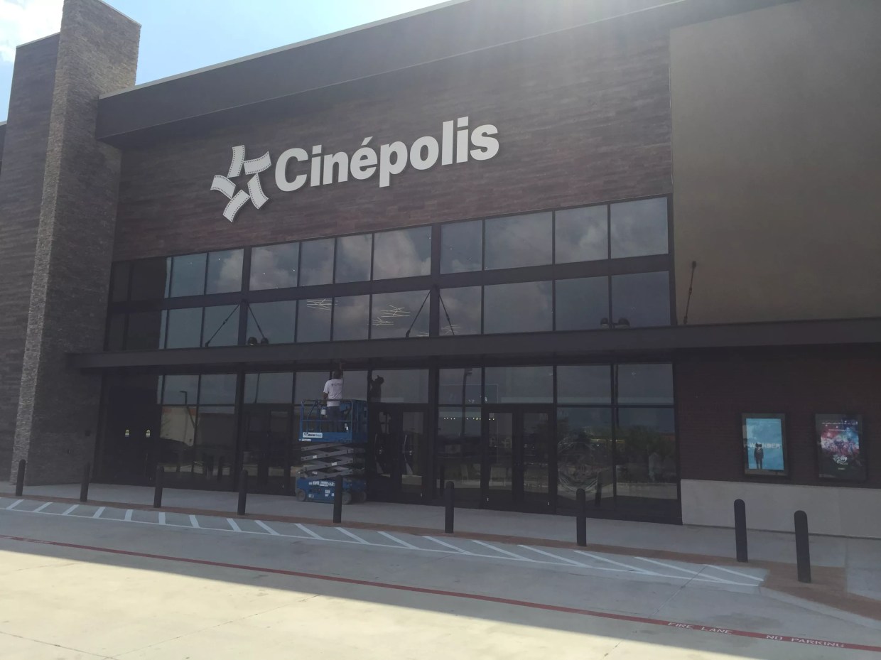 Cinépolis’ New Movie Theater in Euless Offers a Glimpse at Plans for Victory Park