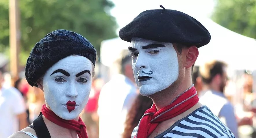 Auditor Warns that Arts Patrons May Need a Bailout Again After One Year