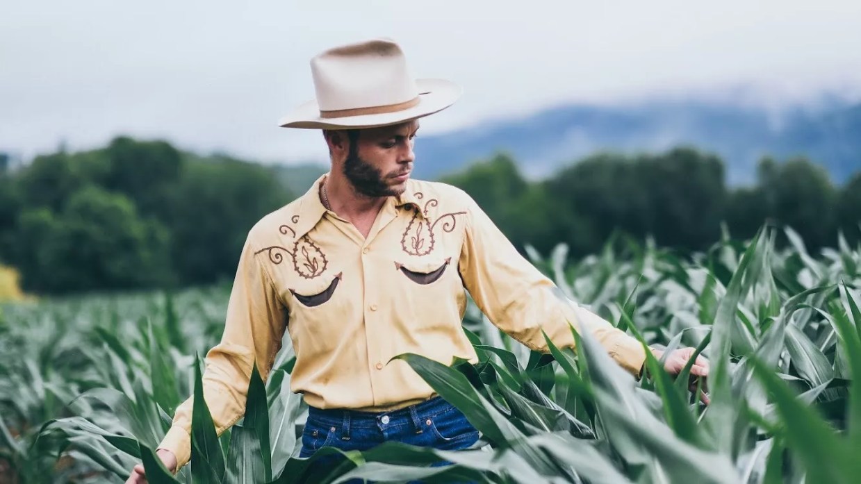 Dallas Bluesman Charley Crockett Signs to Thirty Tigers, Home of Sturgill Simpson