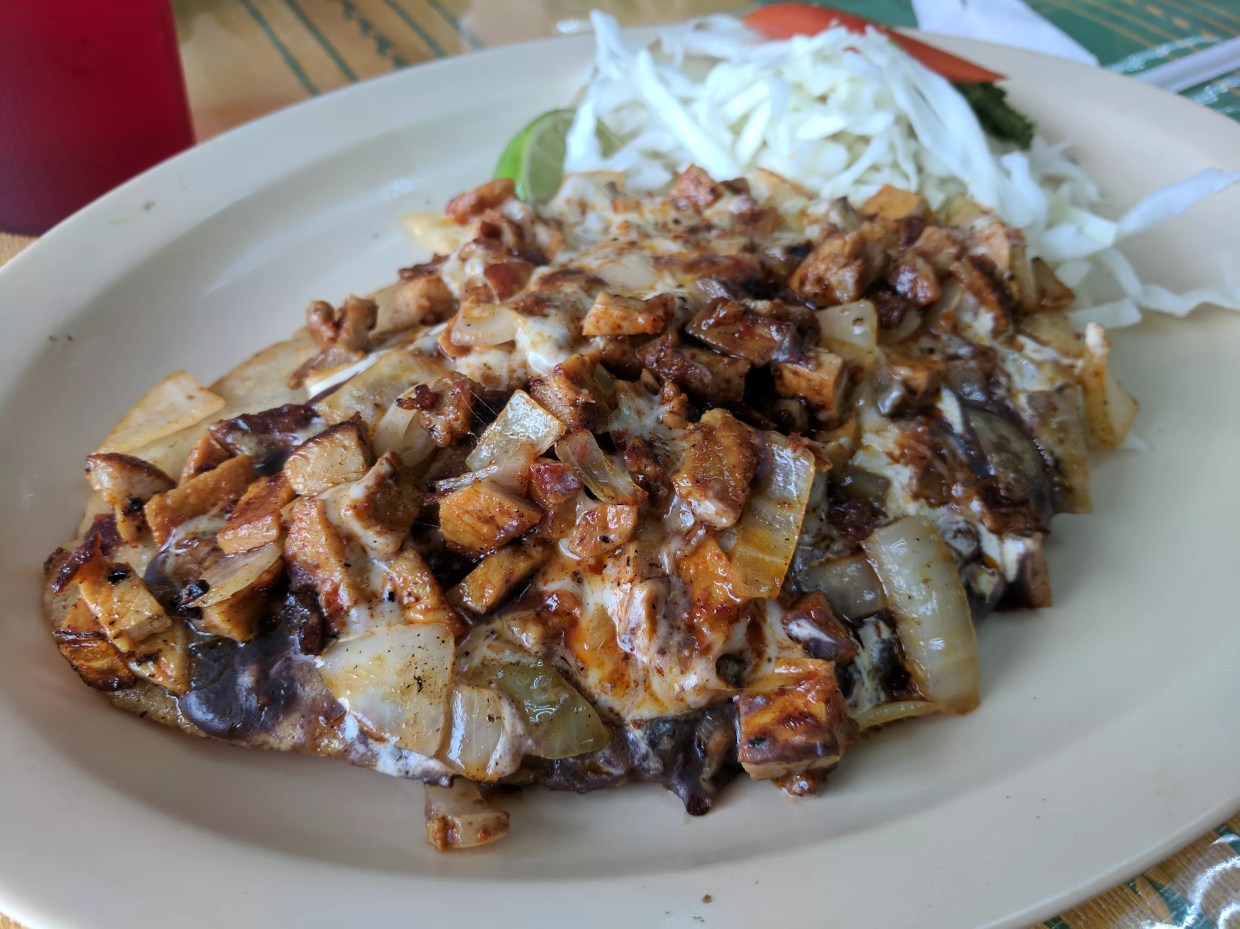 100 Favorite Dishes, No. 8: Mi Lindo Oaxaca’s Stellar Huaraches