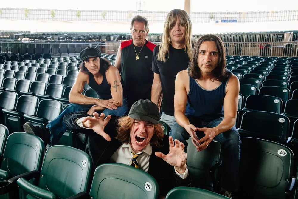 Why Cover and Tribute Bands in Dallas Have It Made, Licensing Be Damned