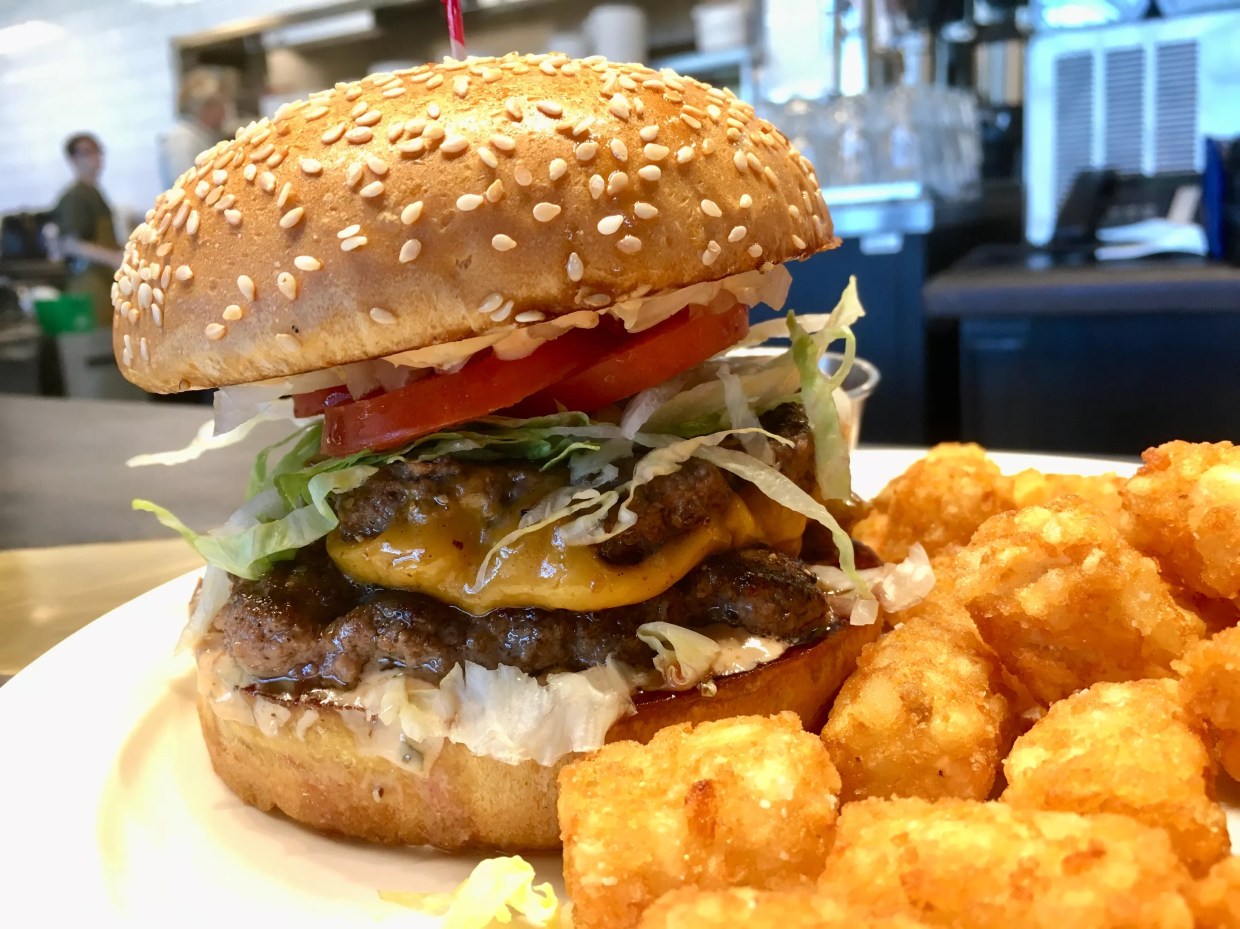 Shocking No One, the Best New Under-$10 Burger in Dallas Is at the New Mockingbird Diner