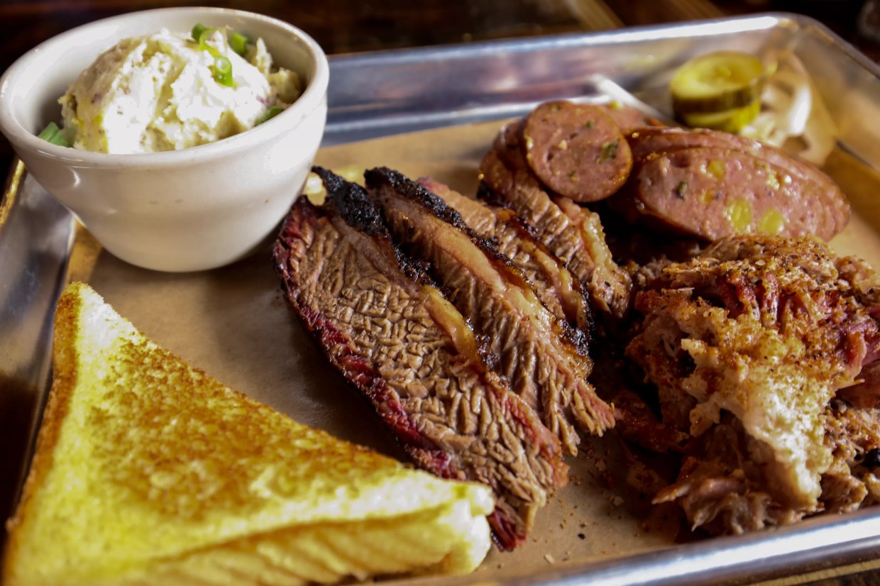 This Weekend: Restaurant Week Preview, Specialty Dinners and a Chance to Do Good