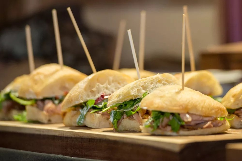 What to Do This Weekend: Food and Wine Fest, a Crawfish Boil and Sliders Galore
