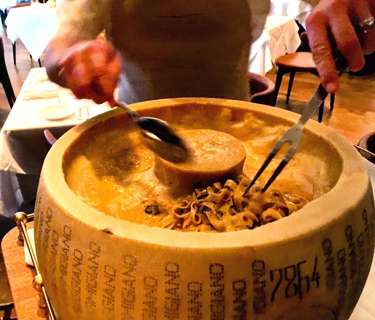 Da Mario Strives For Authentic Italian — With an Added Flare of Drama — at The Star