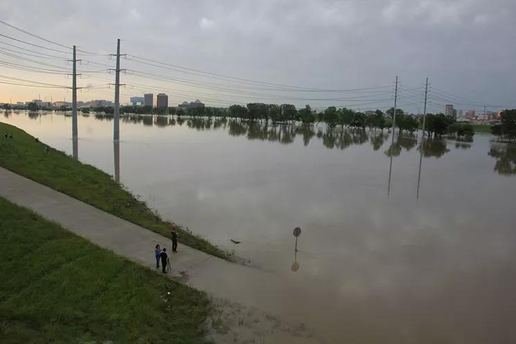 DFW Faces Moderate Flood Risk This Spring, NOAA Says