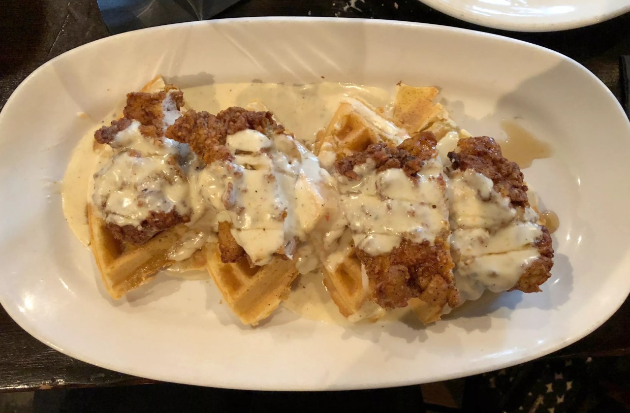 Henry’s Majestic’s Brunch Has Potential, But It Isn’t So Majestic Yet