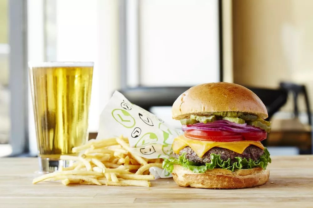 Dallas Burger Franchises That Are (and Are Not) Worth Their Salt