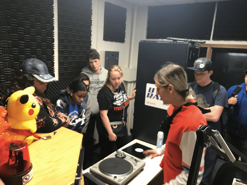 Here’s One for the Oldies: UTA’s Radio Station Is Taking Part in Vinylthon, When It’s Vinyl-Only for 24 Hours