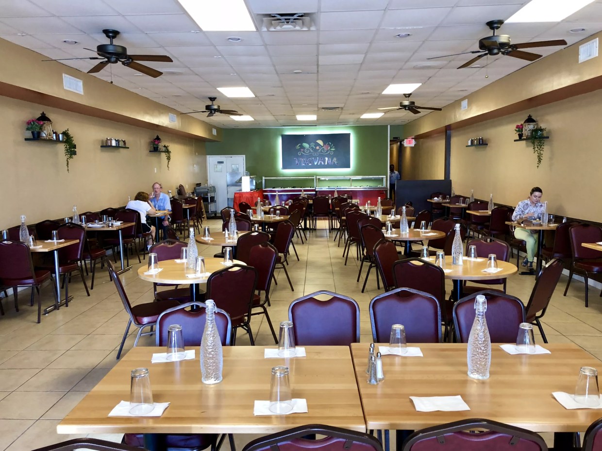 New Richardson Eatery Vegvana Serves a Massive Buffet of Vegan and Vegetarian Indian Fare