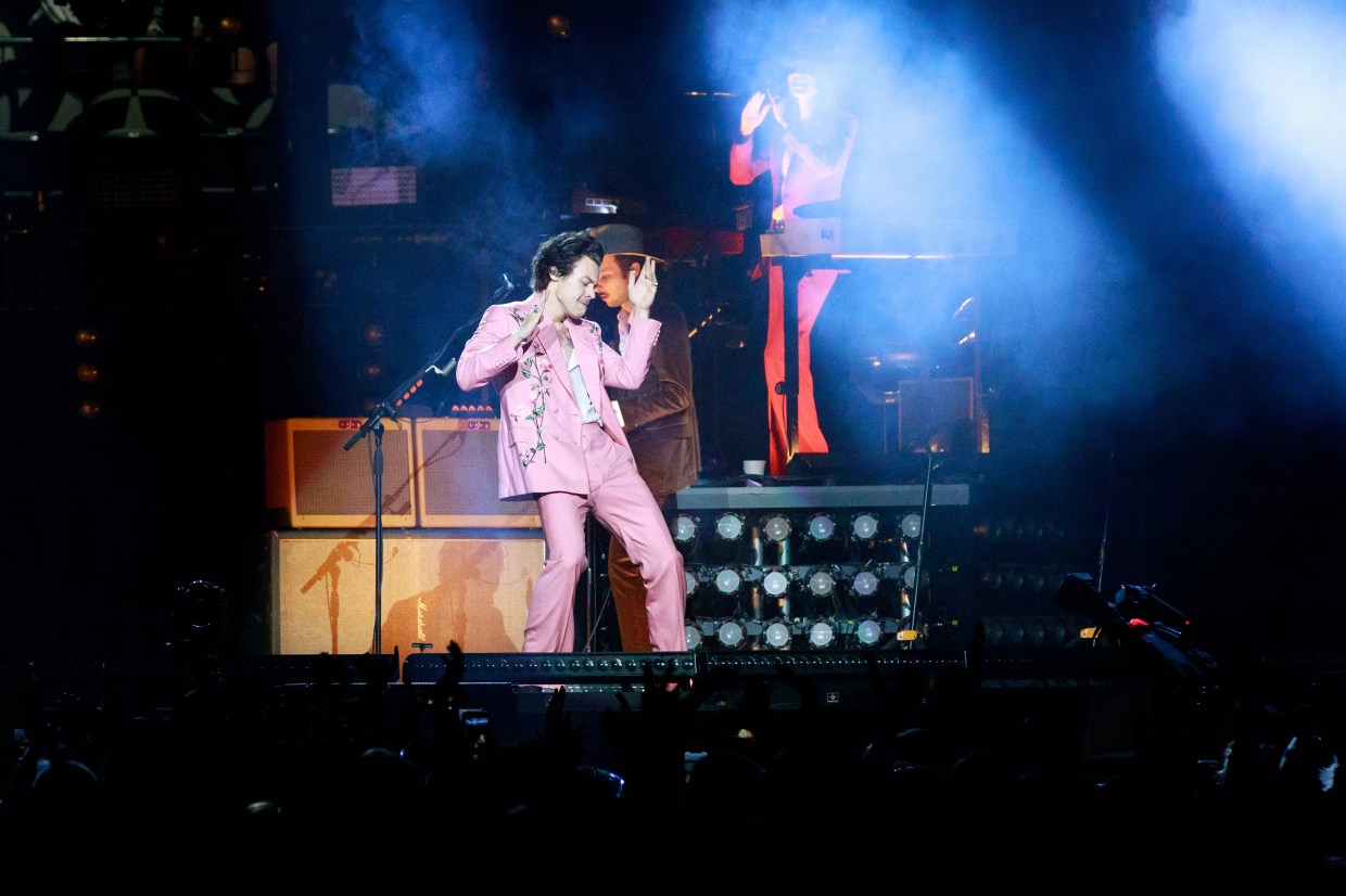 Harry Styles Is the Progressive Pop Star Rock Music Needs at American Airlines Center