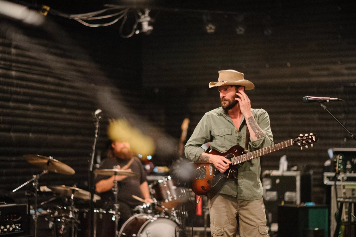 Dallasites Couldn’t Seem To Appreciate Ray LaMontagne When He Was in Front of Them