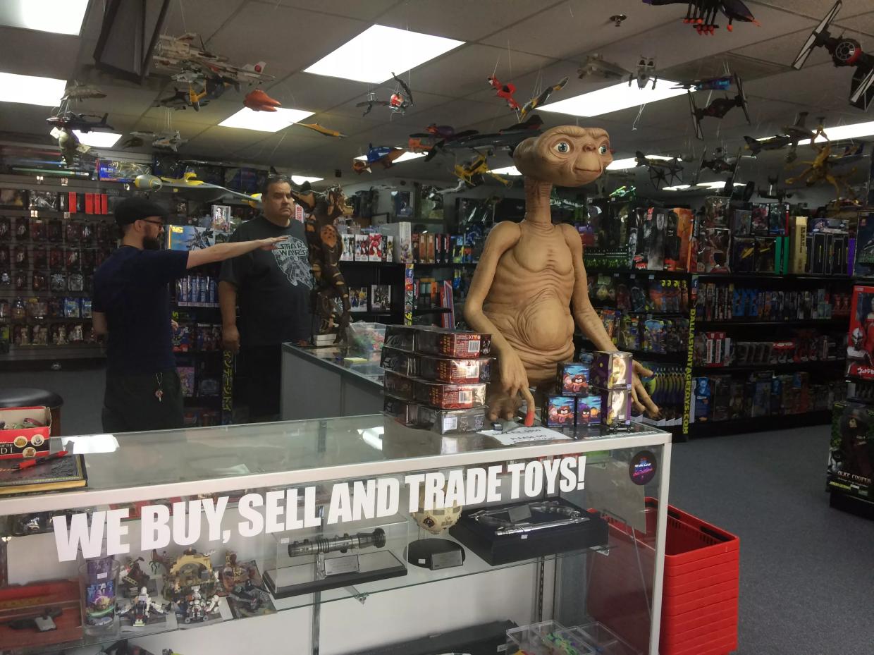 Toys ‘R’ Us Is Gone, But Here Are 8 Other DFW Toy Stores To Visit