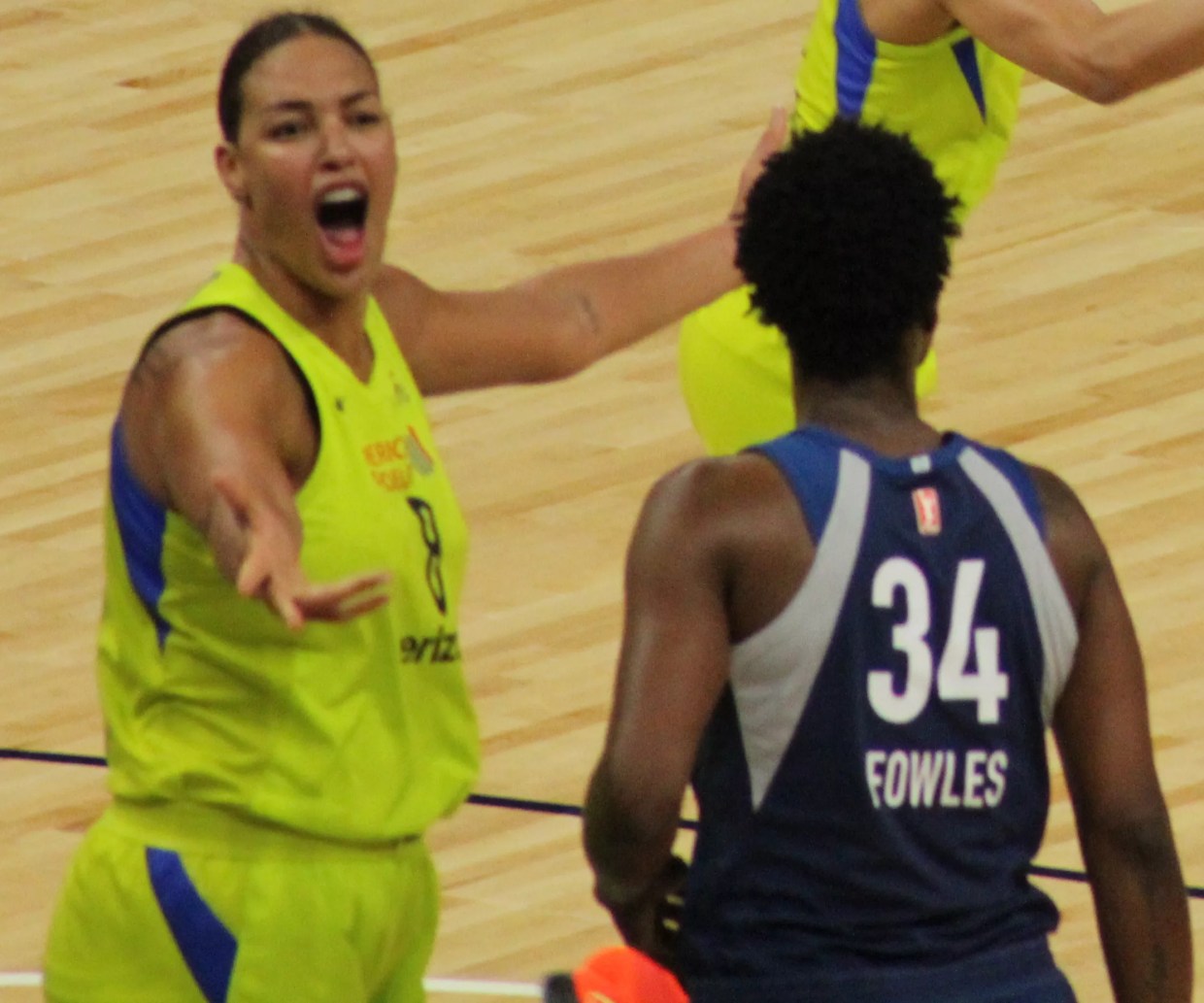 Wings Center Liz Cambage Puts Up the Best Game in WNBA History