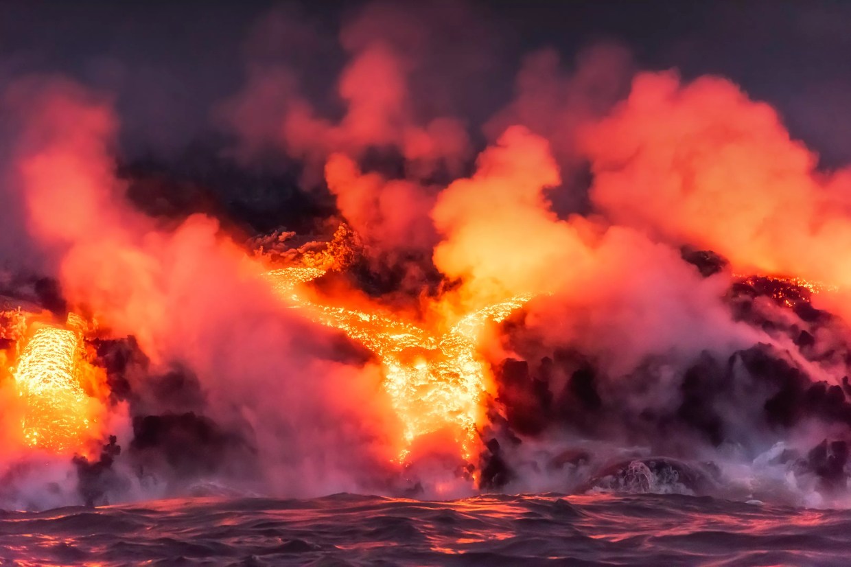 Mike Mezeul II Presents Photos of the Kilauea Eruption