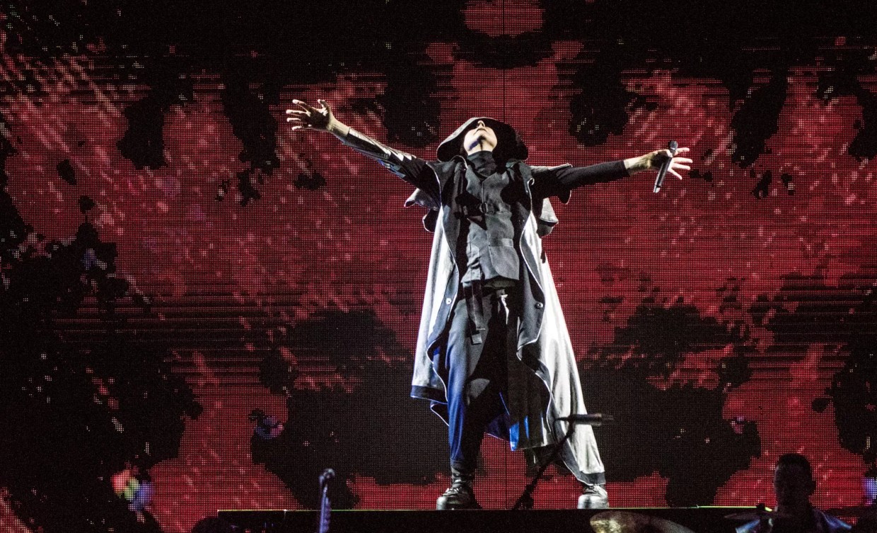 Smashing Pumpkins Plays the Hits, Minus the Albums Where Guitarist James Iha Is Missing