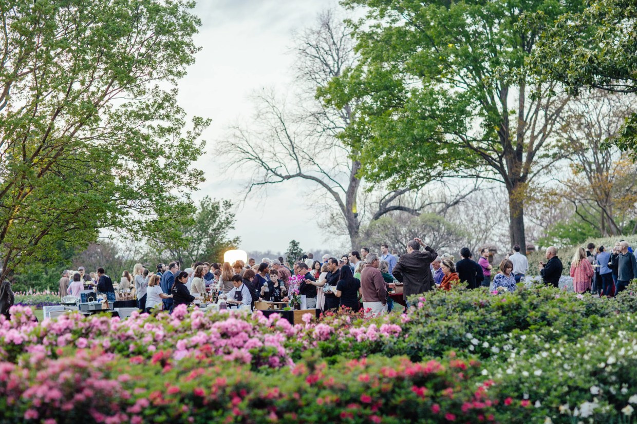 If You Can Brave The Heat, The Dallas Arboretum Is Offering $2 Admission