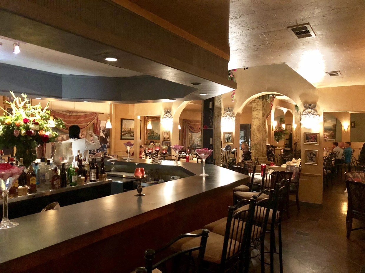 This Old-School Italian Joint on Oak Lawn Will Soon Be Torn Down