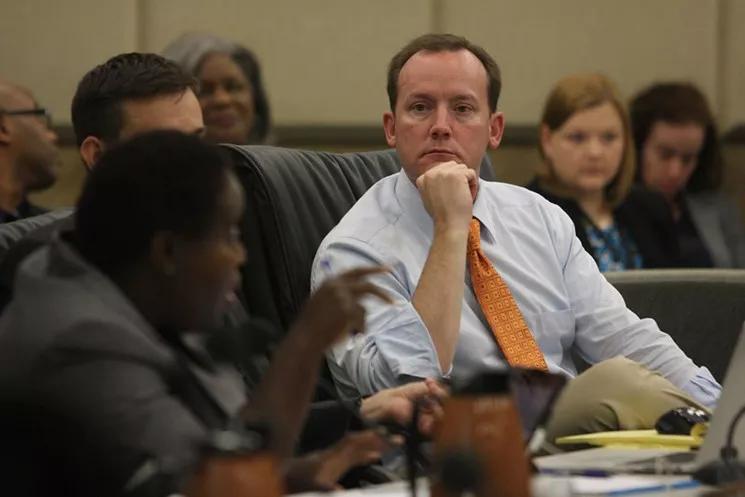 <i>Morning News</i> Editorial Draws Line in Sand for Next Mayor’s Race. Oh, Boy.