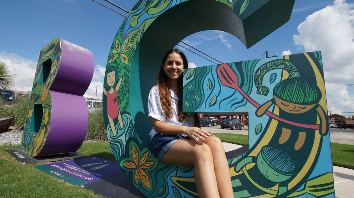 Alejandra Camargo Escaped Venezuela and Is Now a Thriving Artist in Dallas