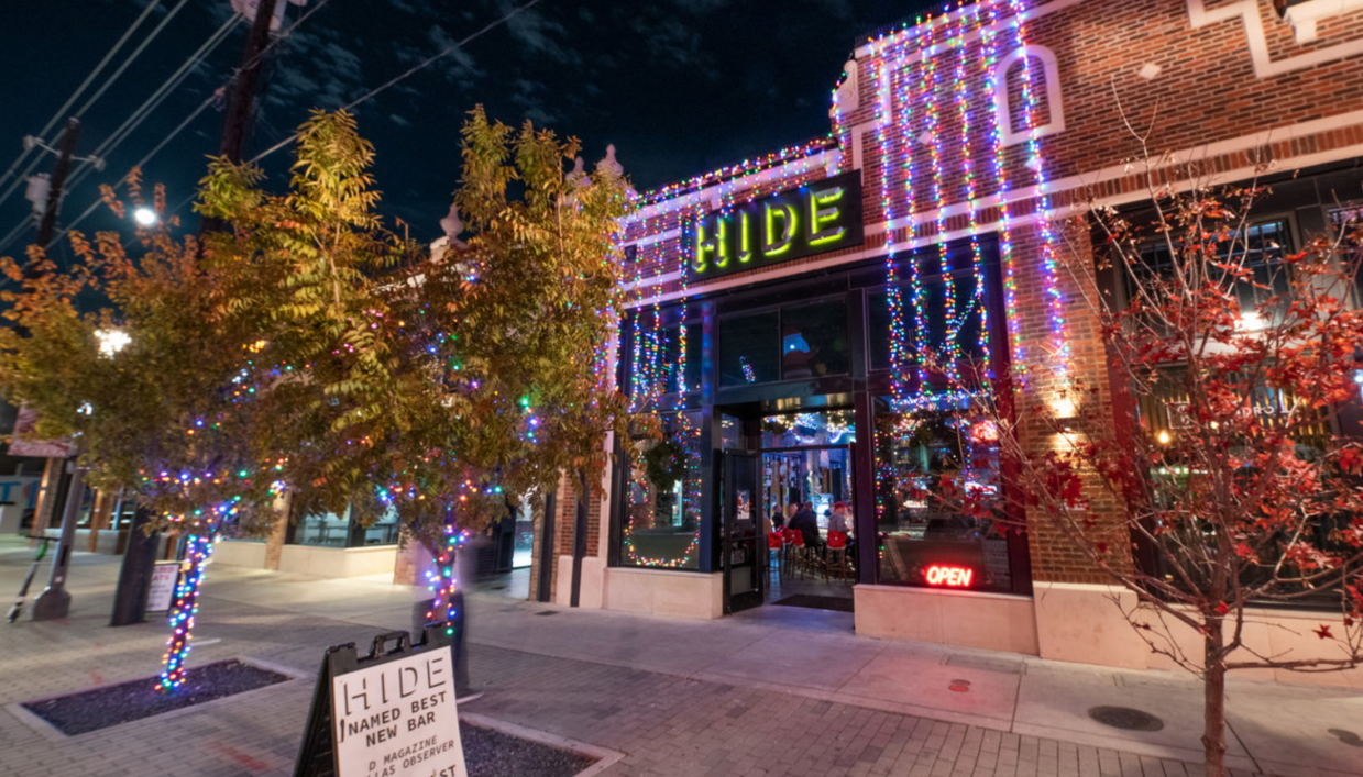 Head to Deep Ellum This Weekend for a Christmas Pop-Up Cocktail Bar